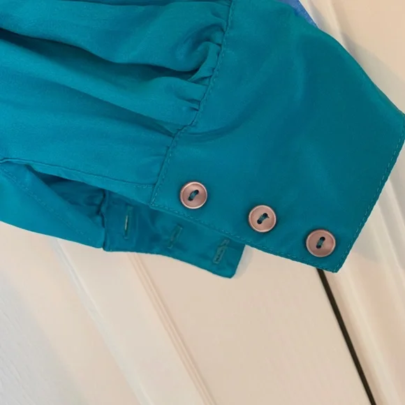 Polyester blouse - Picture 2 of 5